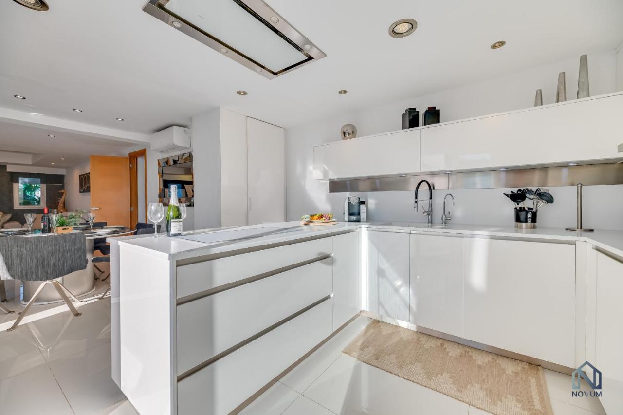 Appartement Newly Renovated 4 Bdrm W Pool In Location